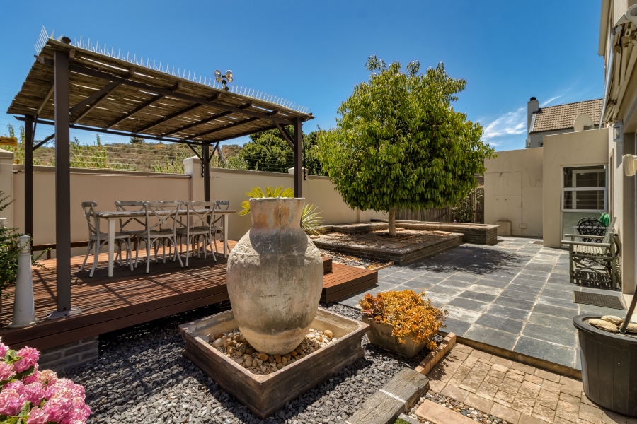 3 Bedroom Property for Sale in Dennegeur Western Cape